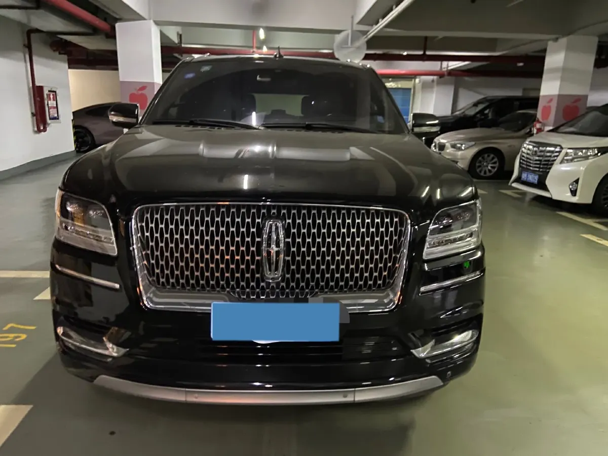 2019 Lincoln Navigator 3.5T 388HP V6 10AT,autocango,china used car exporter,china ev exporter,chinese used car exporter,chinese used ev exporter