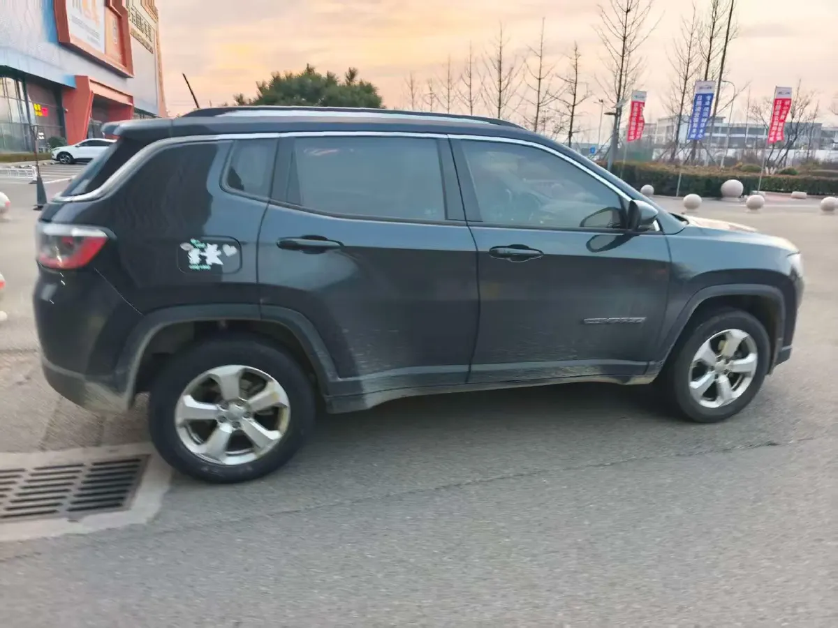 2019 Jeep Compass 1.4T 165HP L4 9AT,autocango,china used car exporter,china ev exporter,chinese used car exporter,chinese used ev exporter