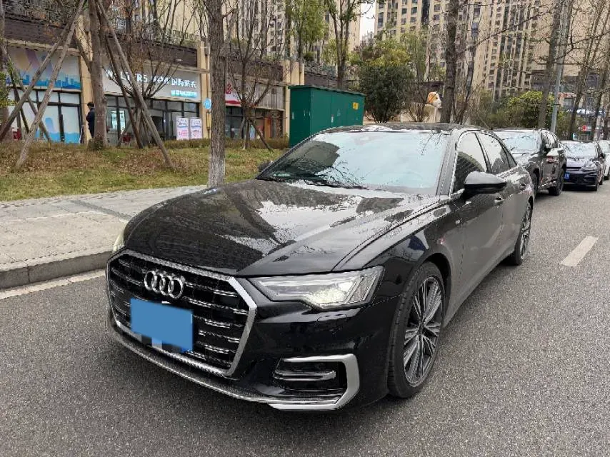 2021 Audi A6L 2.0T 190HP L4 7DCT,autocango,china used car exporter,china ev exporter,chinese used car exporter,chinese used ev exporter