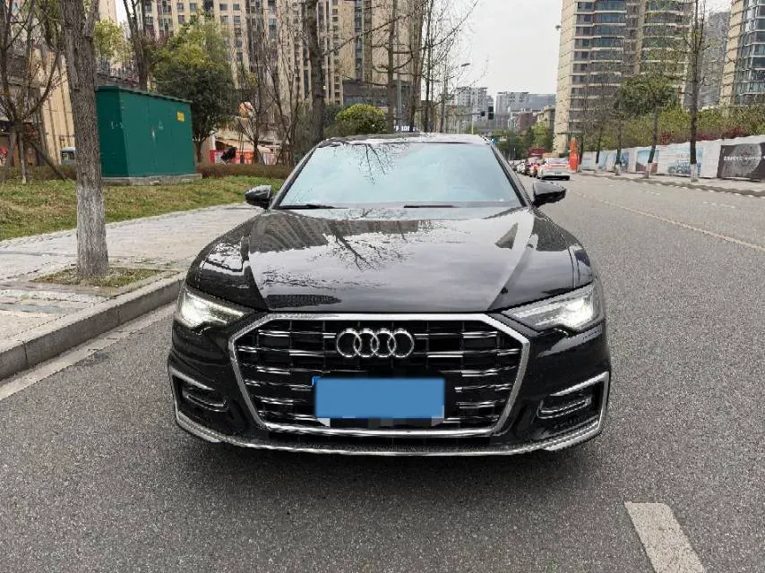 2021 Audi A6L 2.0T 190HP L4 7DCT,autocango,china used car exporter,china ev exporter,chinese used car exporter,chinese used ev exporter