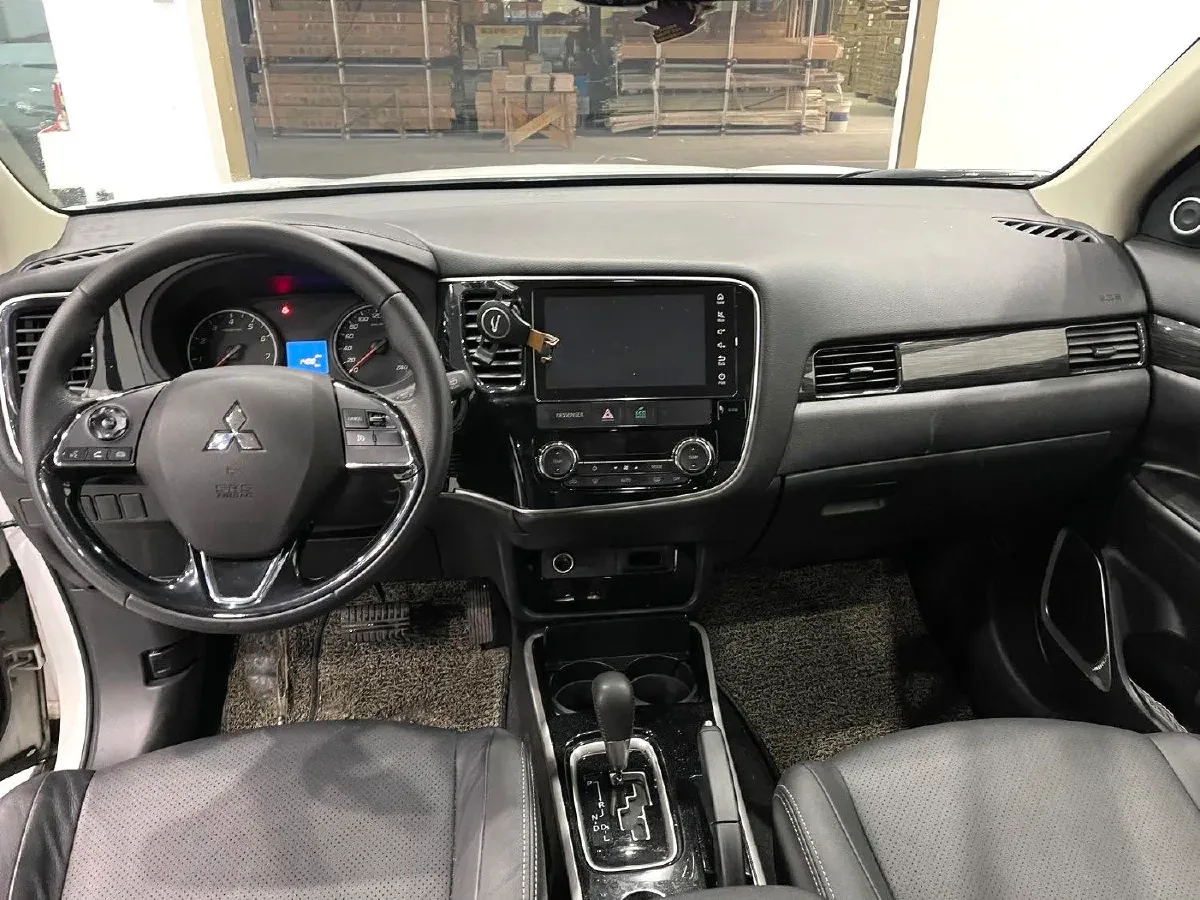 2016 Mitsubishi ASX 2.0L 167HP L4 CVT,autocango,china used car exporter,china ev exporter,chinese used car exporter,chinese used ev exporter