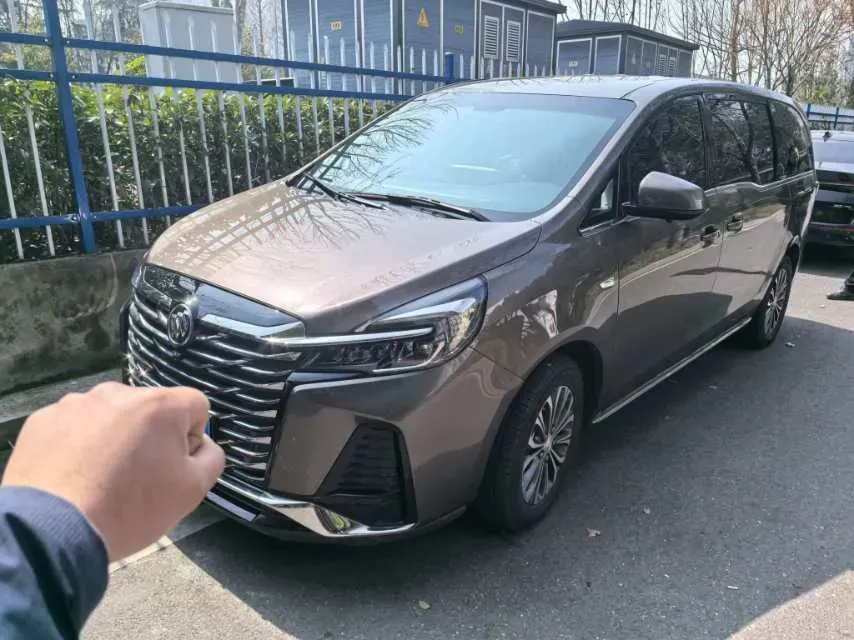 2023 Buick GL8 2.0T 237HP L4 9AT,autocango,china used car exporter,china ev exporter,chinese used car exporter,chinese used ev exporter