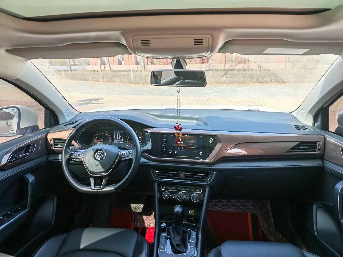 2021 Volkswagen Tharu 1.4T 150HP L4 7DCT,autocango,china used car exporter,china ev exporter,chinese used car exporter,chinese used ev exporter