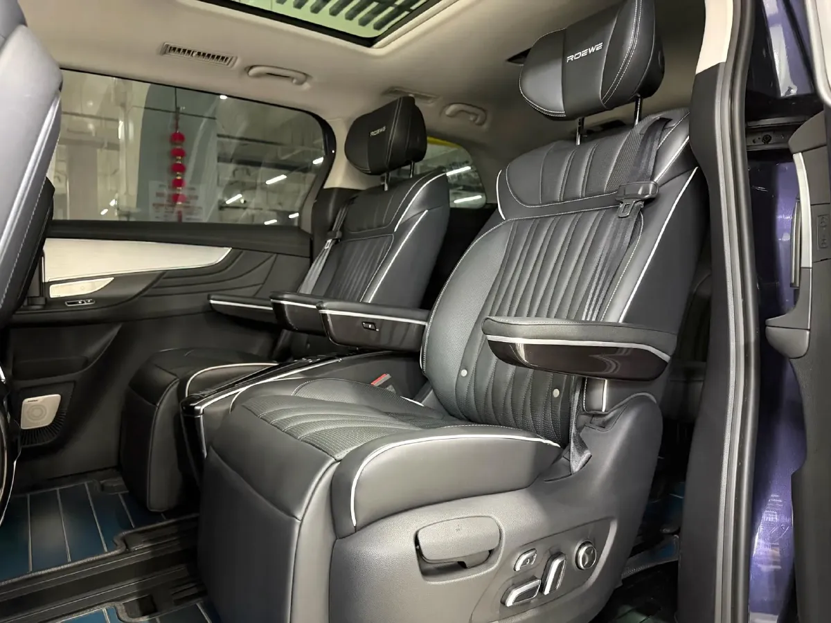 2022 Roewe iMAX8 2.0T 234HP L4 8AT,autocango,china used car exporter,china ev exporter,chinese used car exporter,chinese used ev exporter