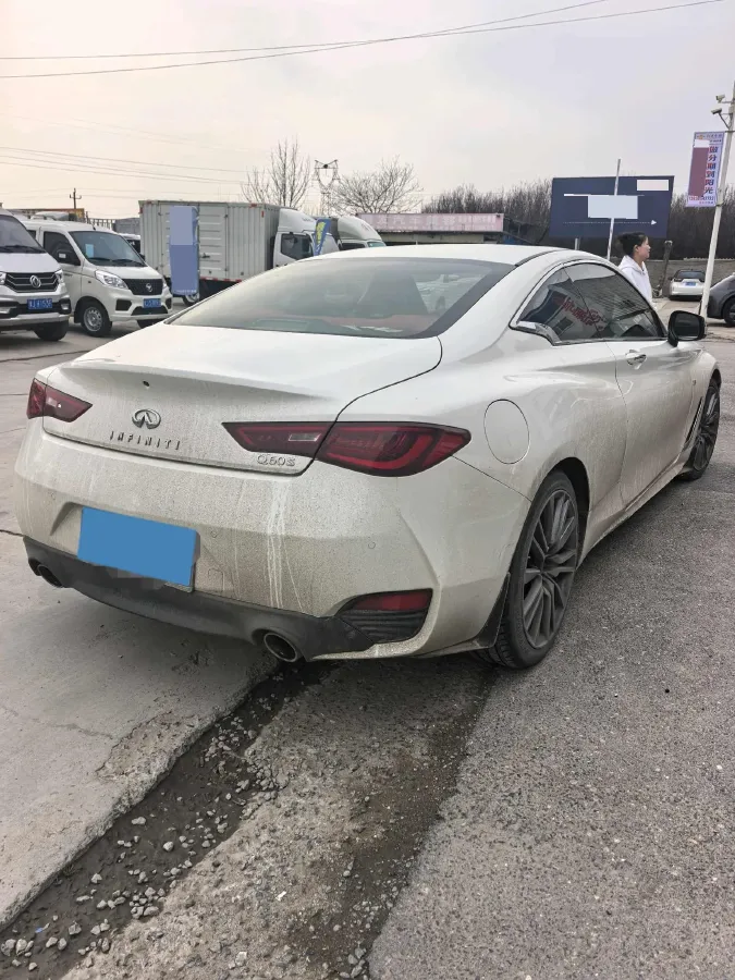 2017 Alfa Romeo Stelvio 2.0T 280HP L4 8AT,autocango,china used car exporter,china ev exporter,chinese used car exporter,chinese used ev exporter