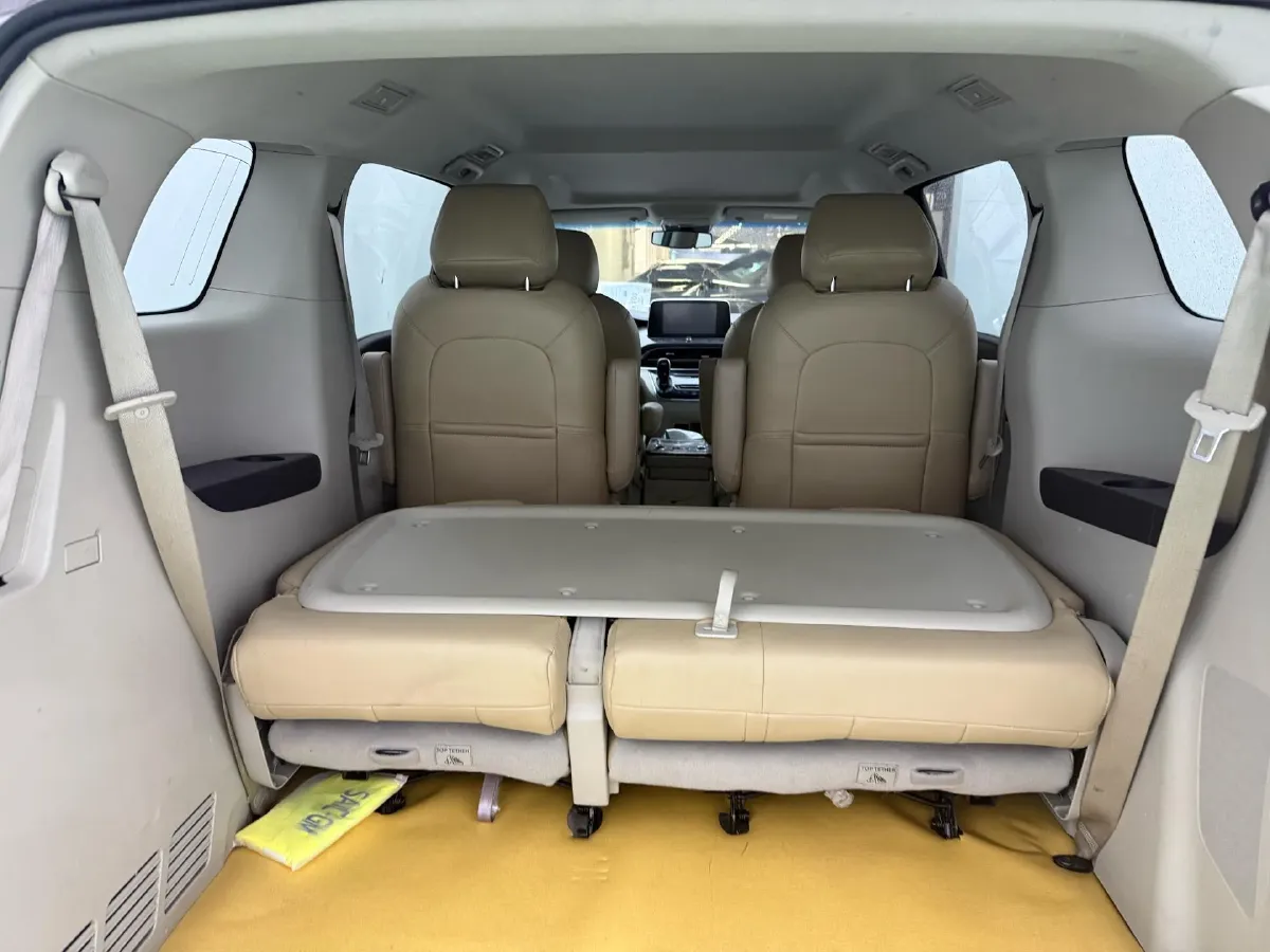 2021 Buick GL8 2.0T 237HP L4 9AT,autocango,china used car exporter,china ev exporter,chinese used car exporter,chinese used ev exporter