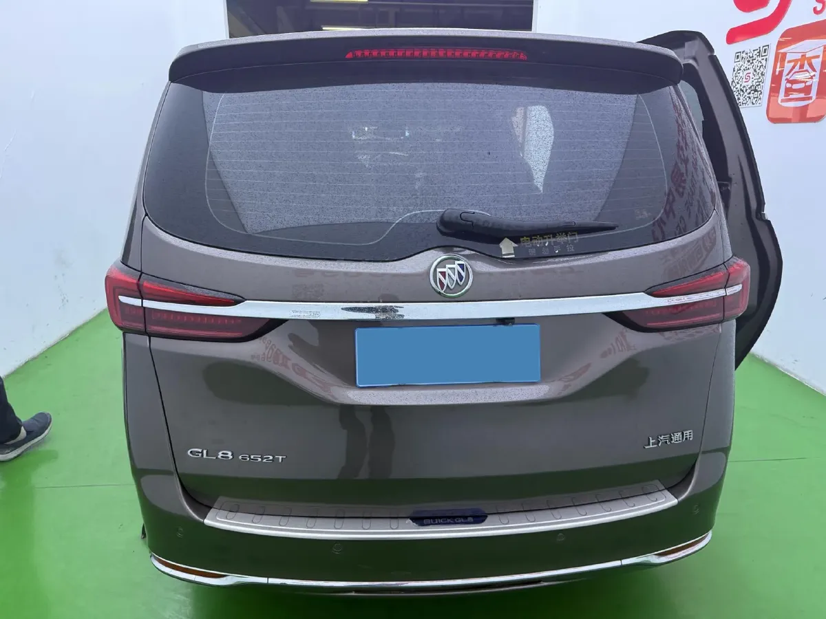 2021 Buick GL8 2.0T 237HP L4 9AT,autocango,china used car exporter,china ev exporter,chinese used car exporter,chinese used ev exporter