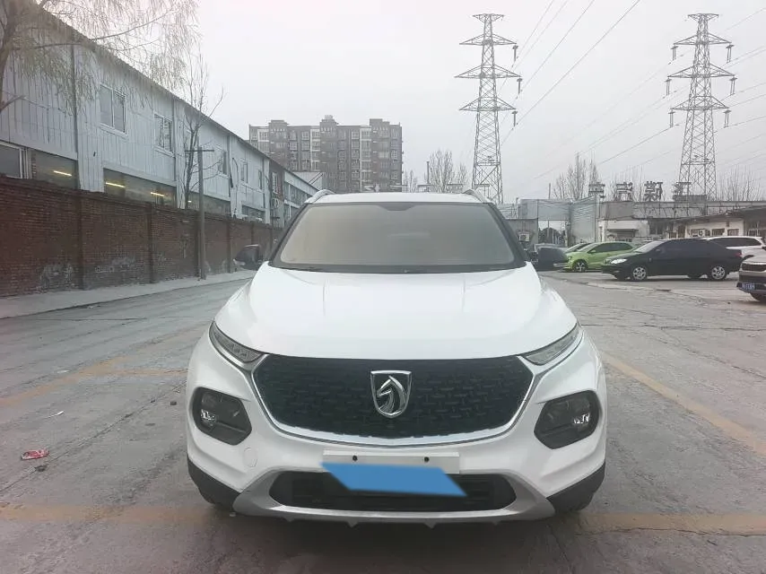 2017 BaoJun 510 1.5L 112HP L4 6MT,autocango,china used car exporter,china ev exporter,chinese used car exporter,chinese used ev exporter