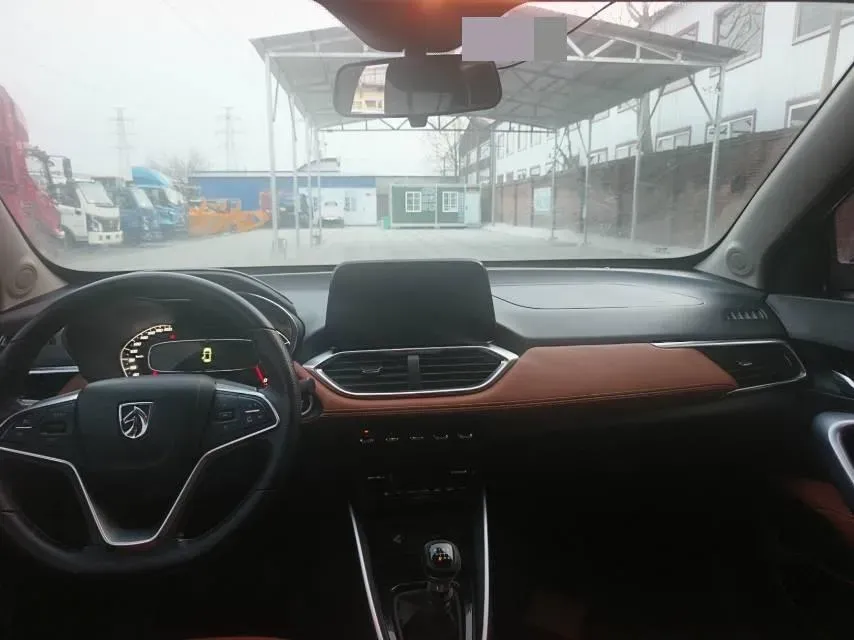 2017 BaoJun 510 1.5L 112HP L4 6MT,autocango,china used car exporter,china ev exporter,chinese used car exporter,chinese used ev exporter