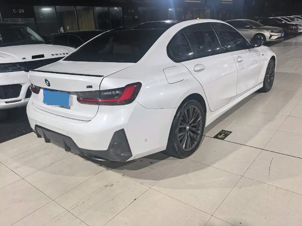 2024 BMW 3 Series 2.0T 184HP L4 8AT,autocango,china used car exporter,china ev exporter,chinese used car exporter,chinese used ev exporter