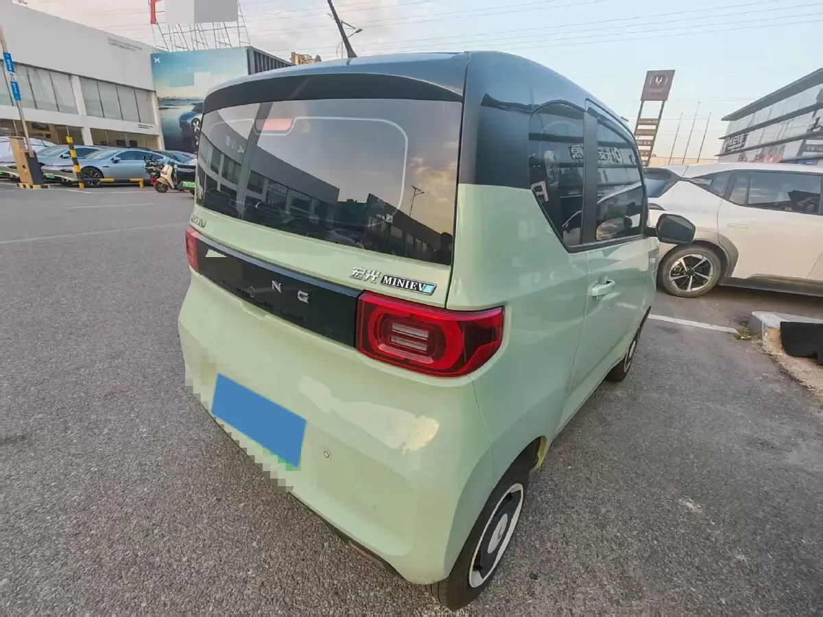 2021 WuLing HongGuang MINI EV BEV 9.3KWH,autocango,china used car exporter,china ev exporter,chinese used car exporter,chinese used ev exporter