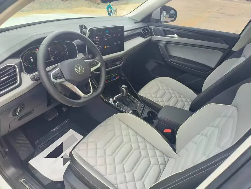 2024 Volkswagen Tayron 2.0T 186HP L4 7DCT,autocango,china used car exporter,china ev exporter,chinese used car exporter,chinese used ev exporter