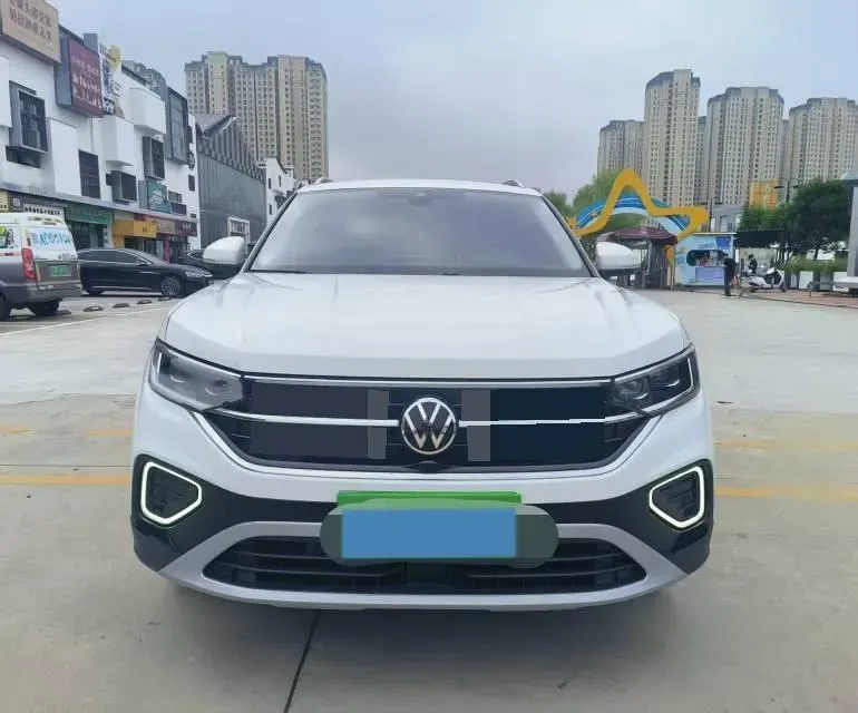 2024 Volkswagen Tayron 2.0T 186HP L4 7DCT,autocango,china used car exporter,china ev exporter,chinese used car exporter,chinese used ev exporter