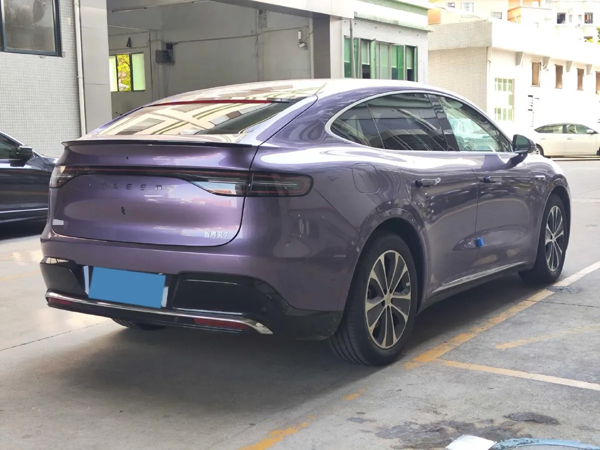 2025 Luxeed R7 REEV 156HP REEV 37KWH,autocango,china used car exporter,china ev exporter,chinese used car exporter,chinese used ev exporter