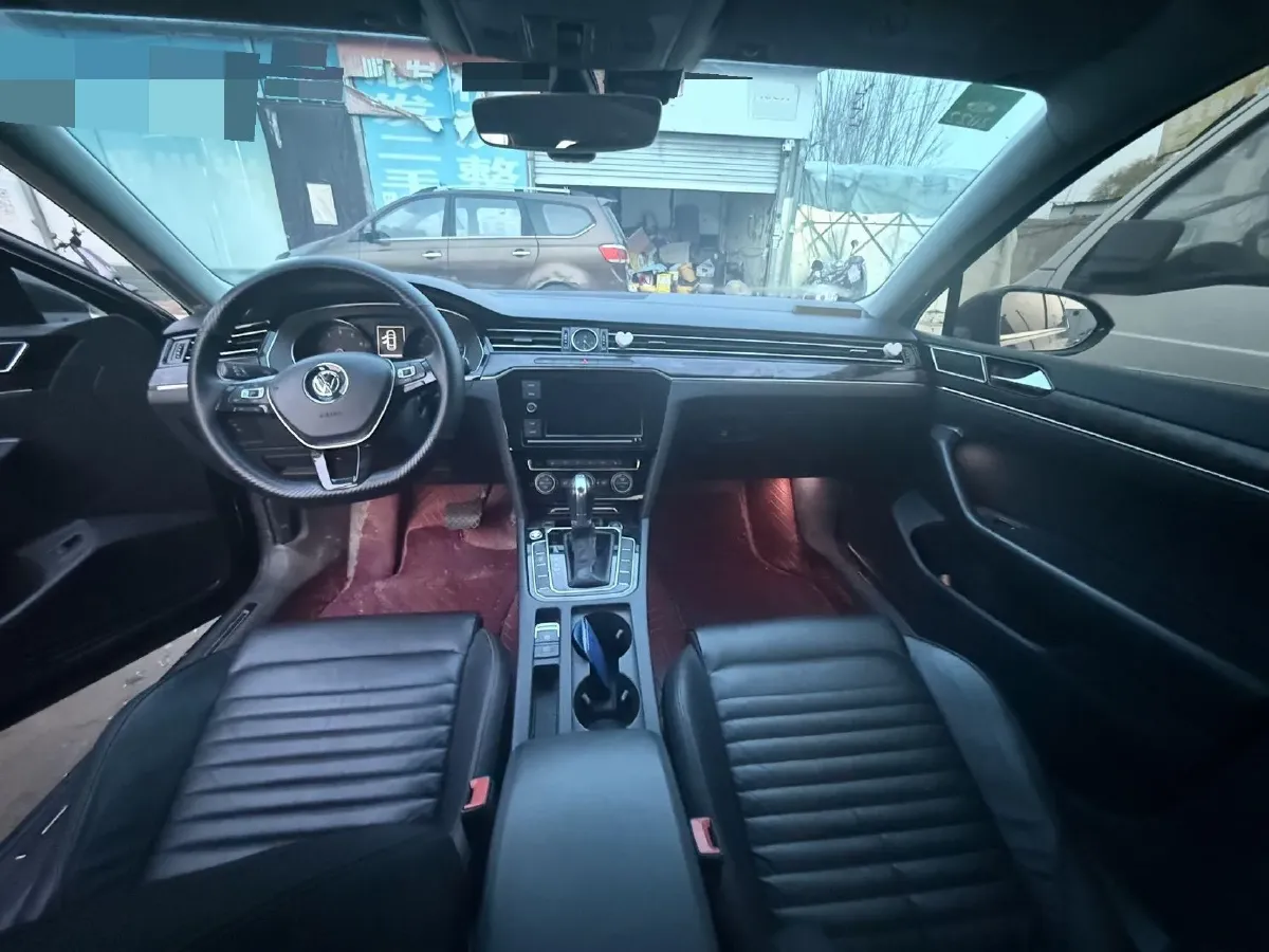 2019 Volkswagen Magotan 2.0T 186HP L4 7DCT,autocango,china used car exporter,china ev exporter,chinese used car exporter,chinese used ev exporter