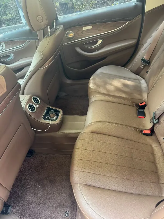 2023 Mercedes-Benz E Class 2.0T 258HP L4 9AT,autocango,china used car exporter,china ev exporter,chinese used car exporter,chinese used ev exporter