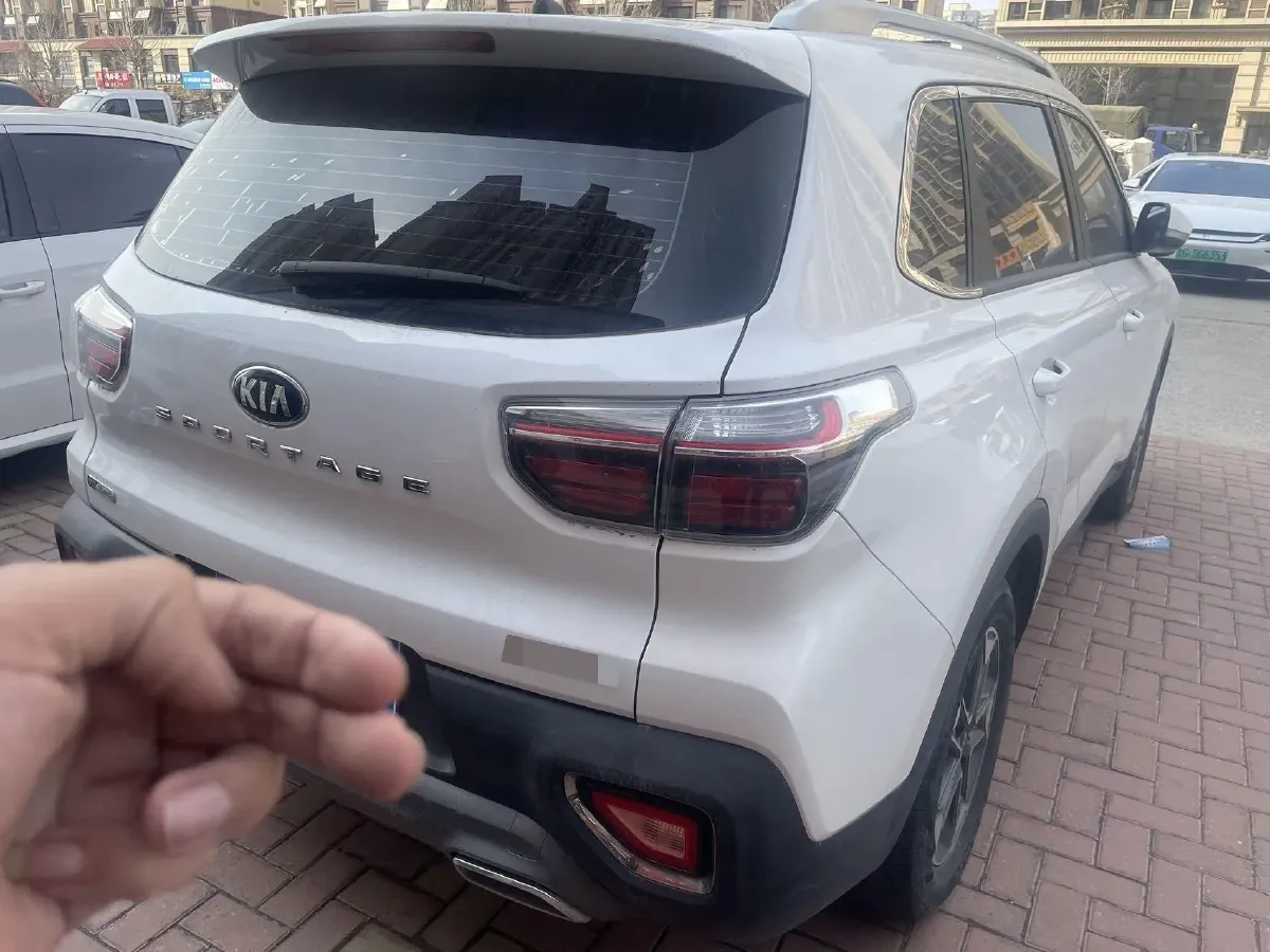 2018 Kia Sportage R 2.0L 160HP L4 6MT,autocango,china used car exporter,china ev exporter,chinese used car exporter,chinese used ev exporter