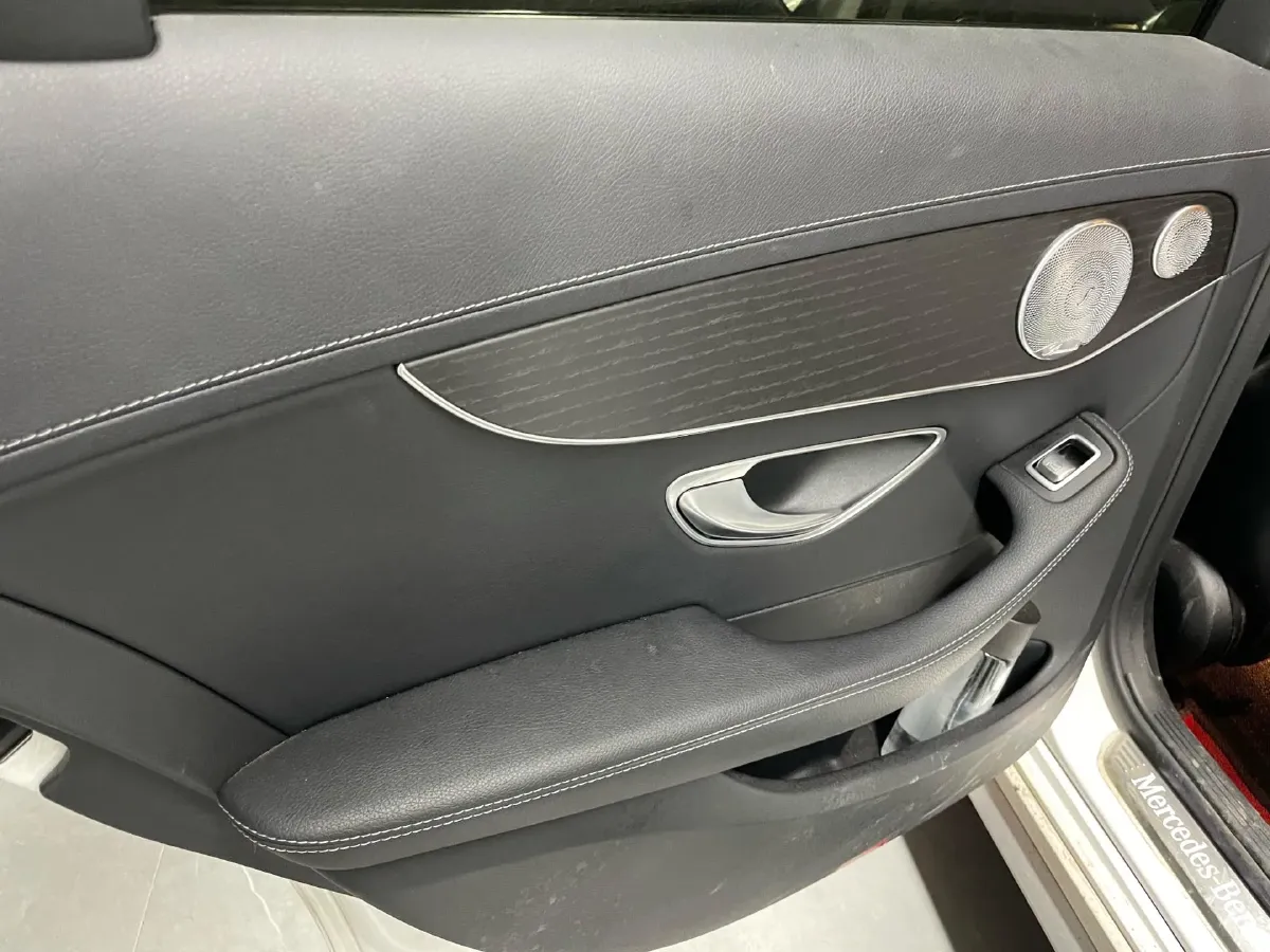 2021 Mercedes-Benz C Class 1.5T 184HP L4 9AT,autocango,china used car exporter,china ev exporter,chinese used car exporter,chinese used ev exporter