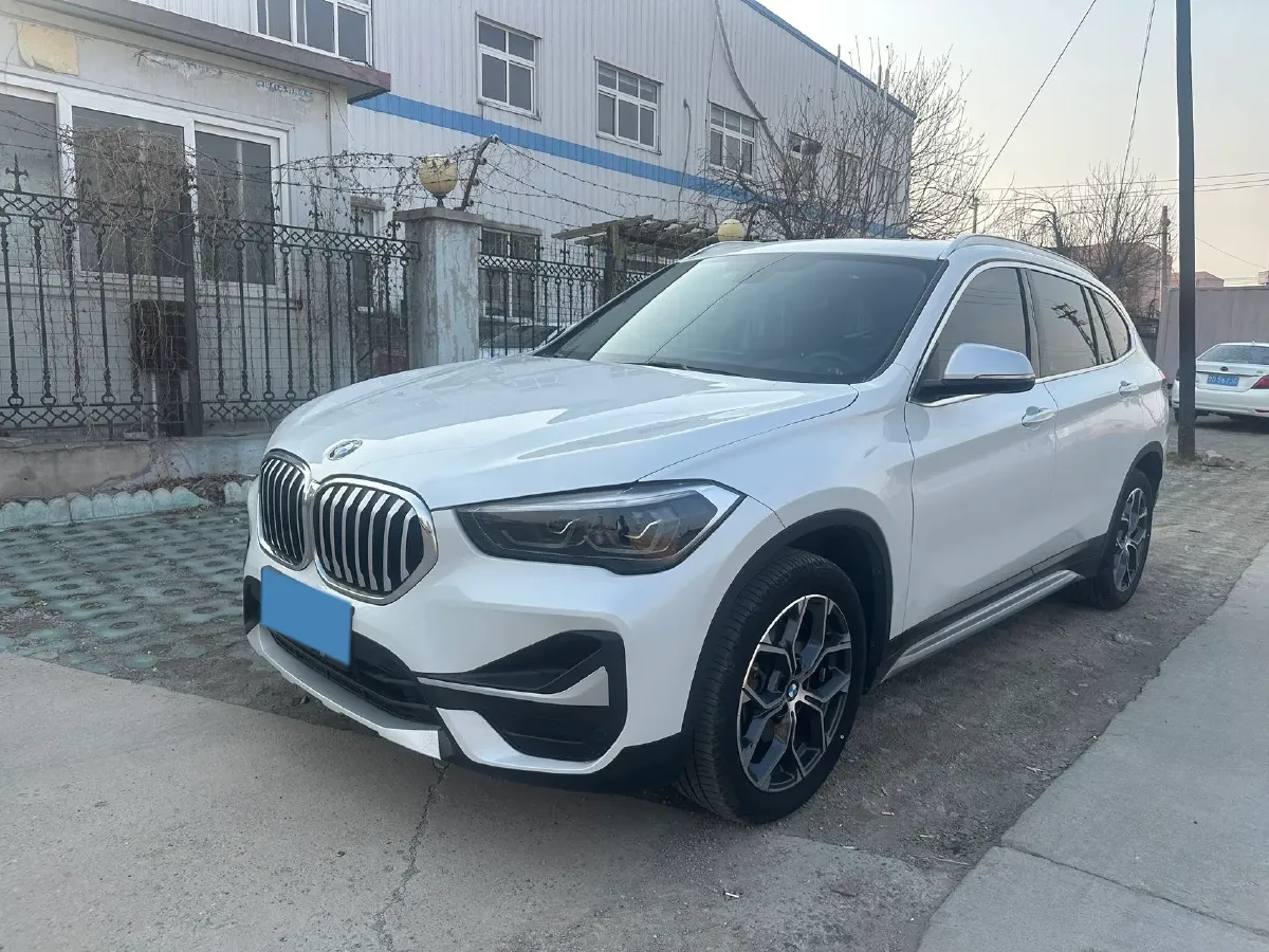 2021 BMW X1 1.5T 140HP L3 7DCT,autocango,china used car exporter,china ev exporter,chinese used car exporter,chinese used ev exporter