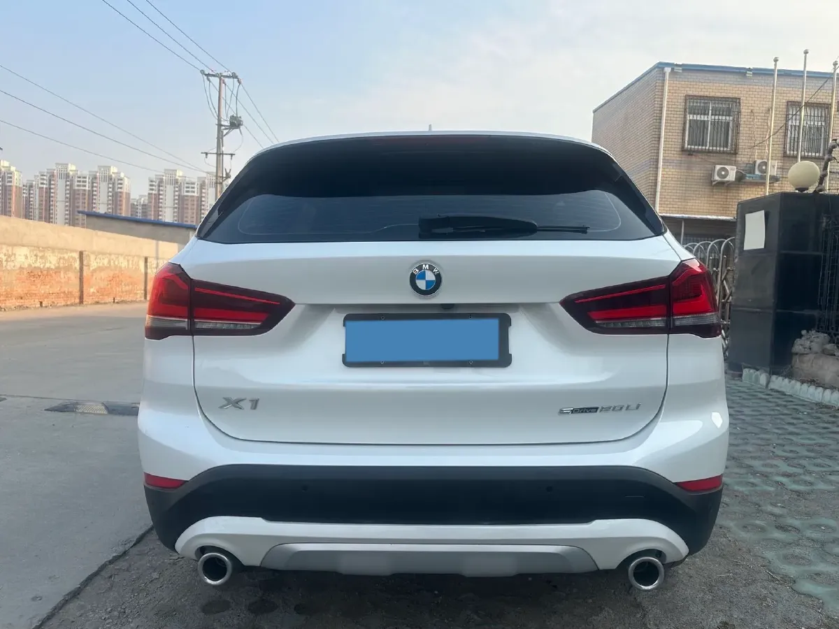 2021 BMW X1 1.5T 140HP L3 7DCT,autocango,china used car exporter,china ev exporter,chinese used car exporter,chinese used ev exporter