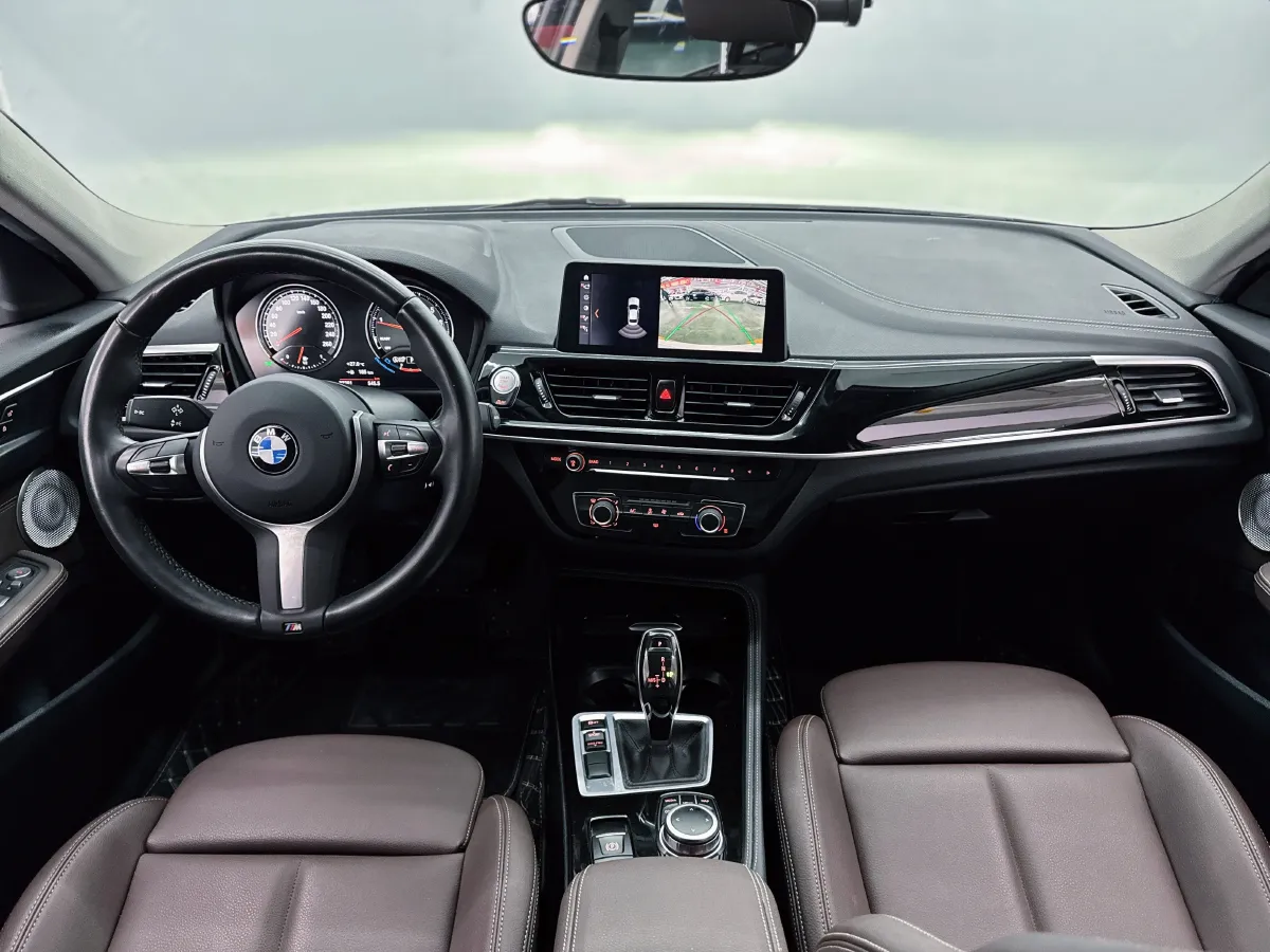 2021 BMW 1 Series 1.5T 140HP L3 7DCT,autocango,china used car exporter,china ev exporter,chinese used car exporter,chinese used ev exporter