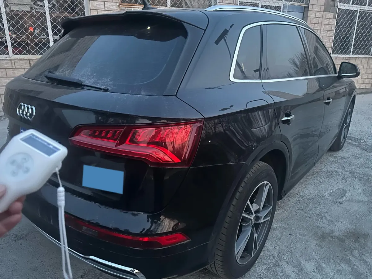 2020 Audi Q5L 2.0T 252HP L4 7DCT,autocango,china used car exporter,china ev exporter,chinese used car exporter,chinese used ev exporter