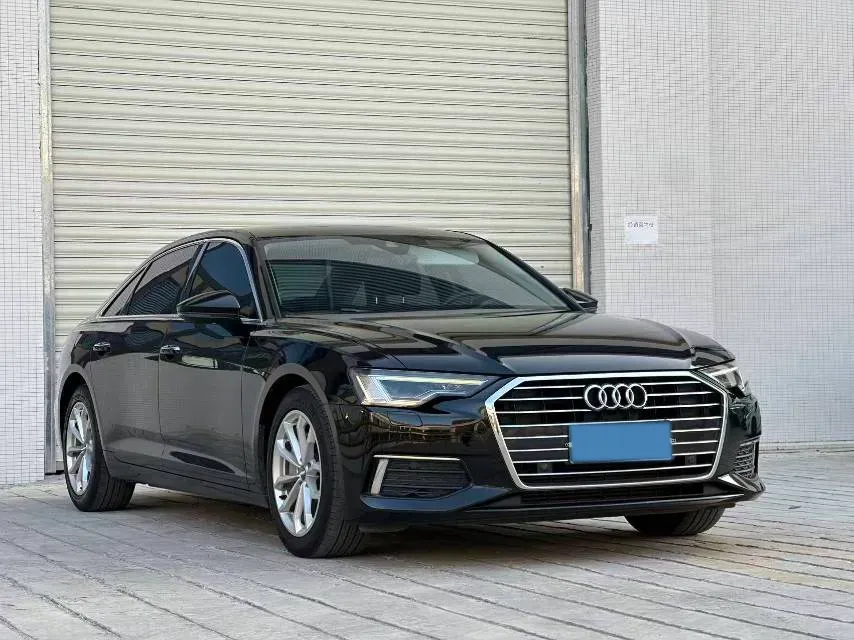 2021 Audi A6L 2.0T 190HP L4 7DCT,autocango,china used car exporter,china ev exporter,chinese used car exporter,chinese used ev exporter