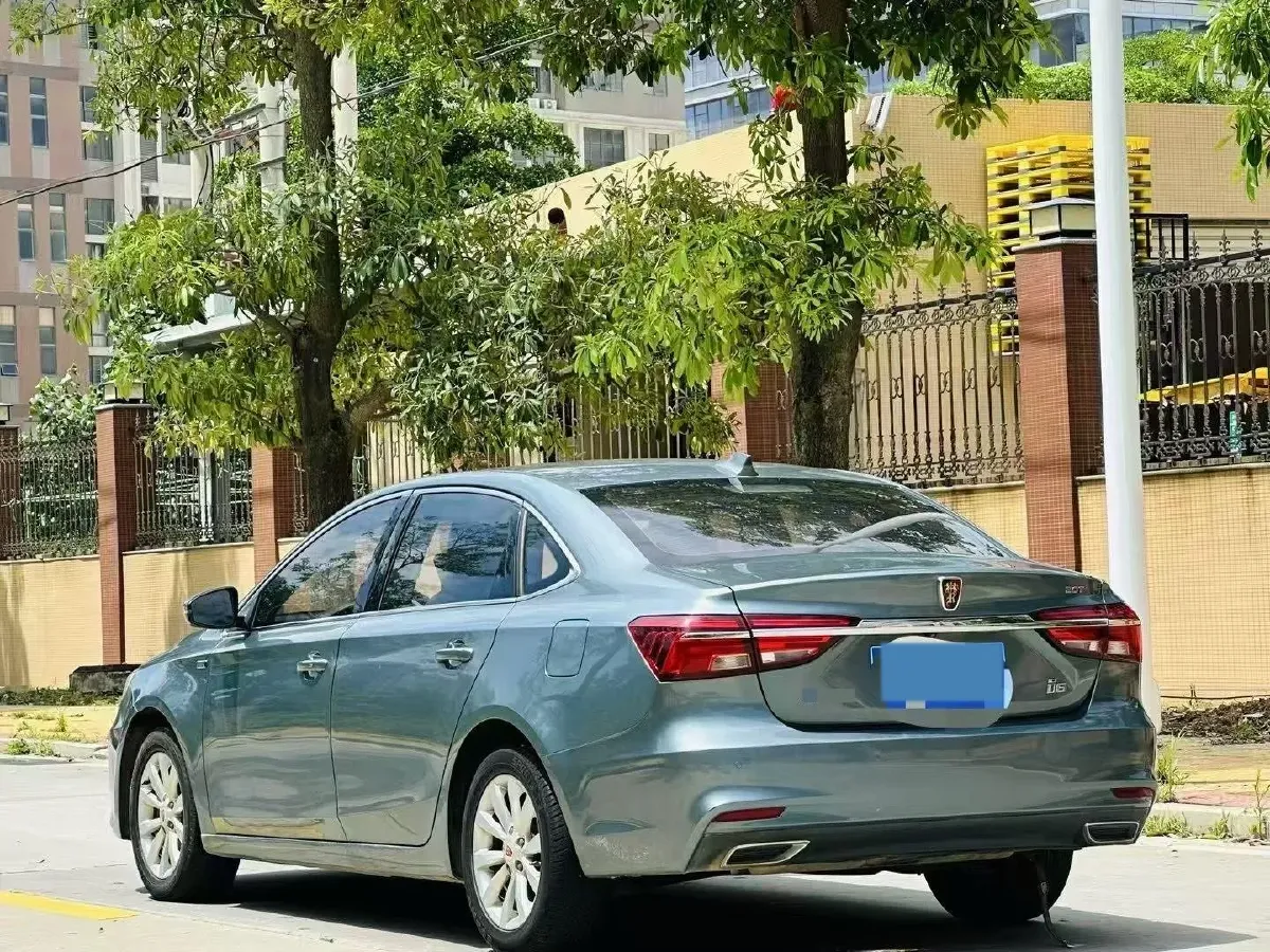 2017 Roewe i6 1.5T 169HP L4 7DCT,autocango,china used car exporter,china ev exporter,chinese used car exporter,chinese used ev exporter