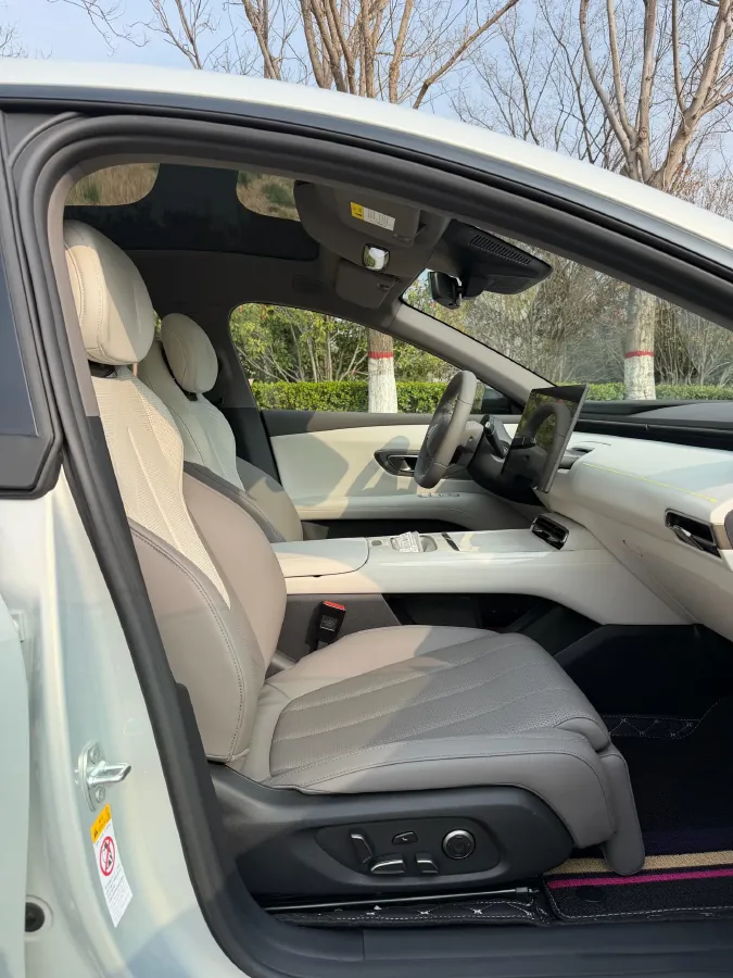 2026 Deepal L06 BEV,autocango,china used car exporter,china ev exporter,chinese used car exporter,chinese used ev exporter