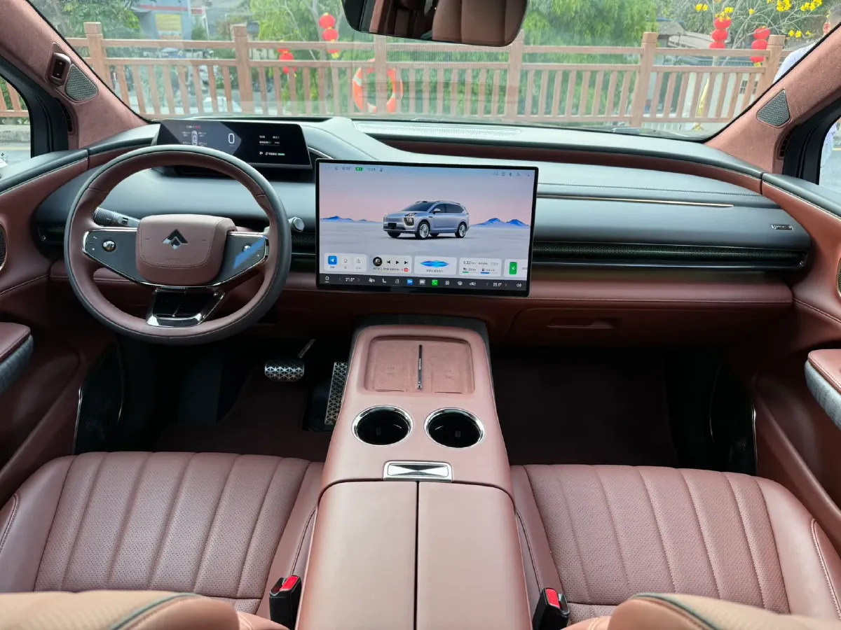 2025 HYPTEC HL Range Extended REEV,autocango,china used car exporter,china ev exporter,chinese used car exporter,chinese used ev exporter