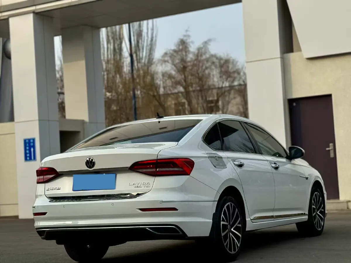 2021 Volkswagen Lavida 1.4T 150HP L4 7DCT,autocango,china used car exporter,china ev exporter,chinese used car exporter,chinese used ev exporter