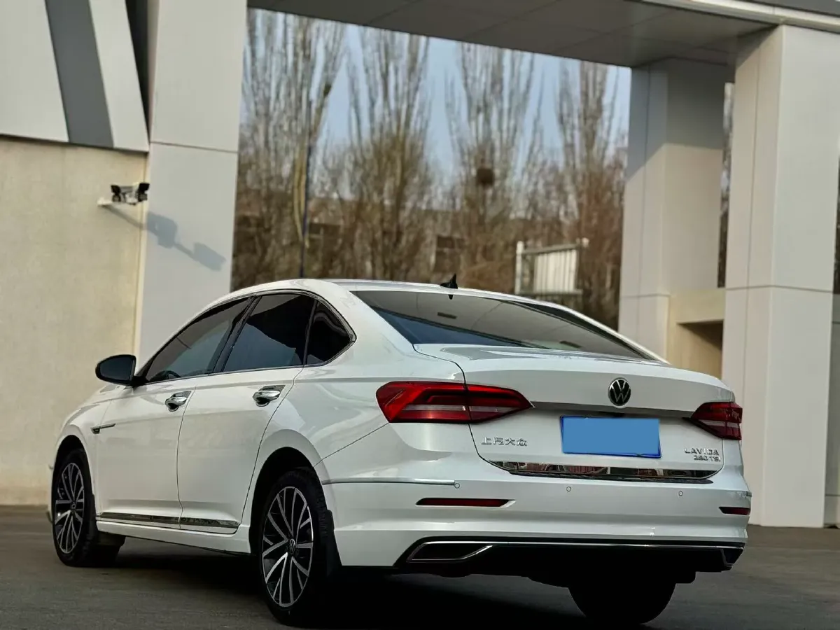 2021 Volkswagen Lavida 1.4T 150HP L4 7DCT,autocango,china used car exporter,china ev exporter,chinese used car exporter,chinese used ev exporter