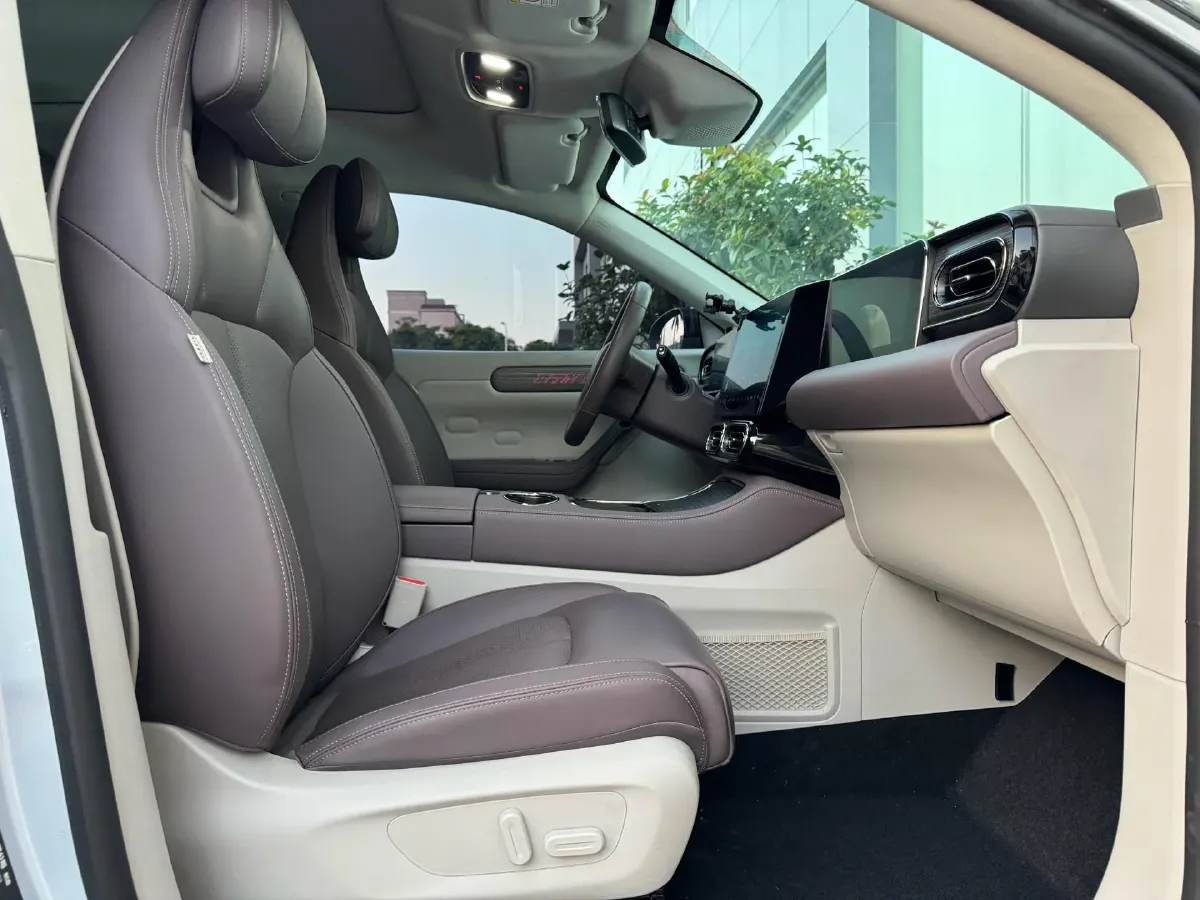 2023 Leapmotor C11 BEV 69.2KWH,autocango,china used car exporter,china ev exporter,chinese used car exporter,chinese used ev exporter