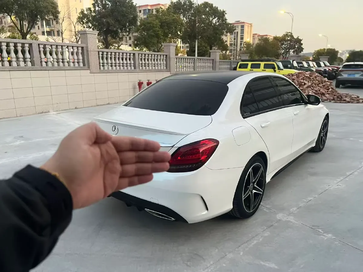 2020 Mercedes-Benz C Class 1.5T 184HP L4 9AT,autocango,china used car exporter,china ev exporter,chinese used car exporter,chinese used ev exporter