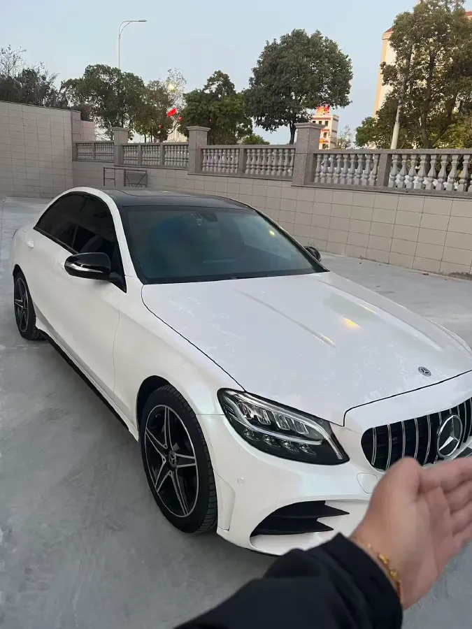 2020 Mercedes-Benz C Class 1.5T 184HP L4 9AT,autocango,china used car exporter,china ev exporter,chinese used car exporter,chinese used ev exporter