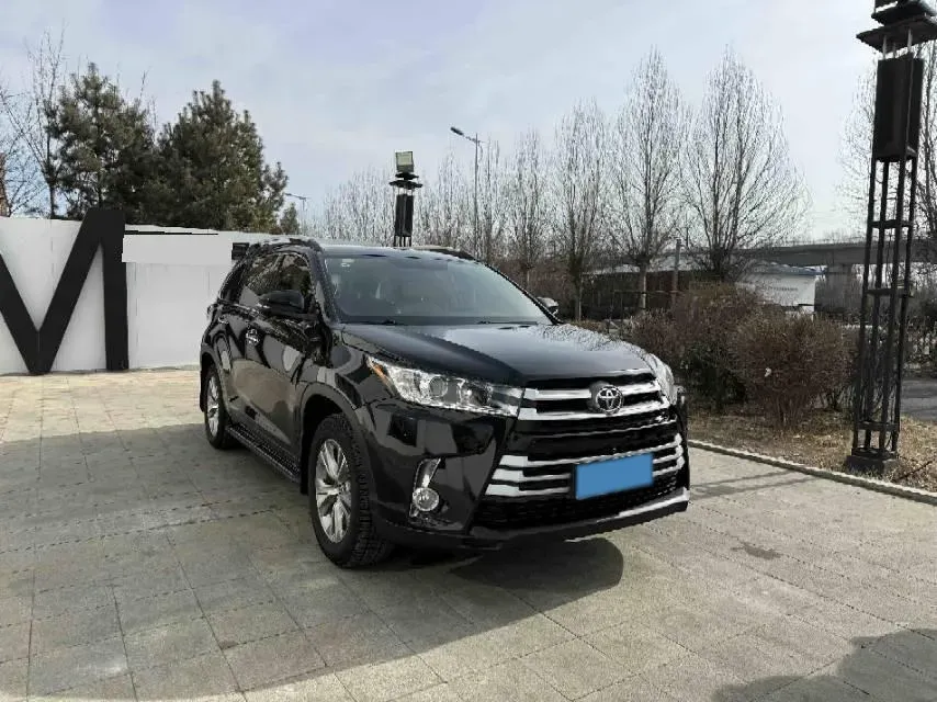 2018 Toyota Highlander 2.0T 220HP L4 6AT,autocango,china used car exporter,china ev exporter,chinese used car exporter,chinese used ev exporter