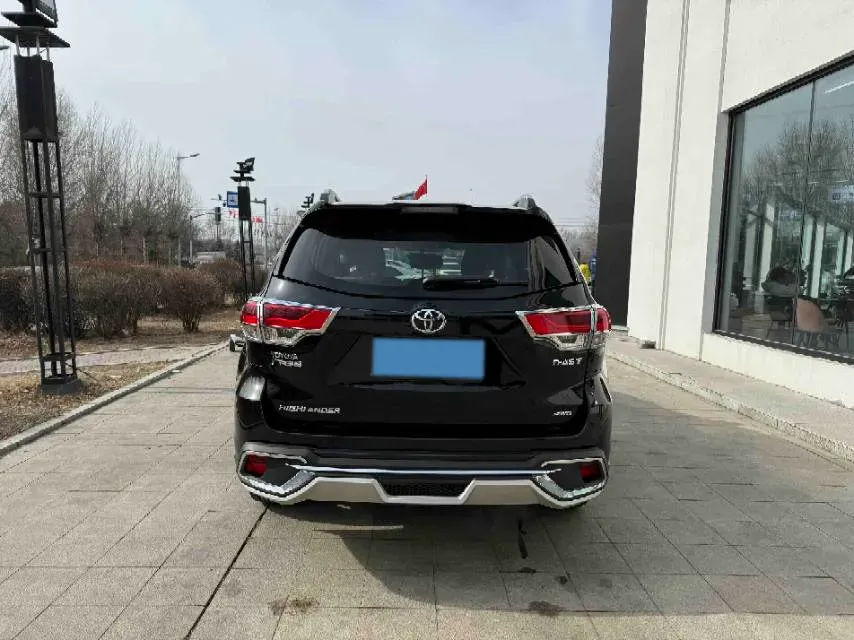 2018 Toyota Highlander 2.0T 220HP L4 6AT,autocango,china used car exporter,china ev exporter,chinese used car exporter,chinese used ev exporter