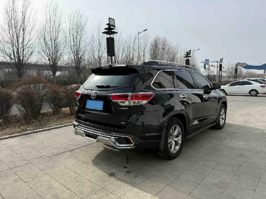 2018 Toyota Highlander 2.0T 220HP L4 6AT,autocango,china used car exporter,china ev exporter,chinese used car exporter,chinese used ev exporter