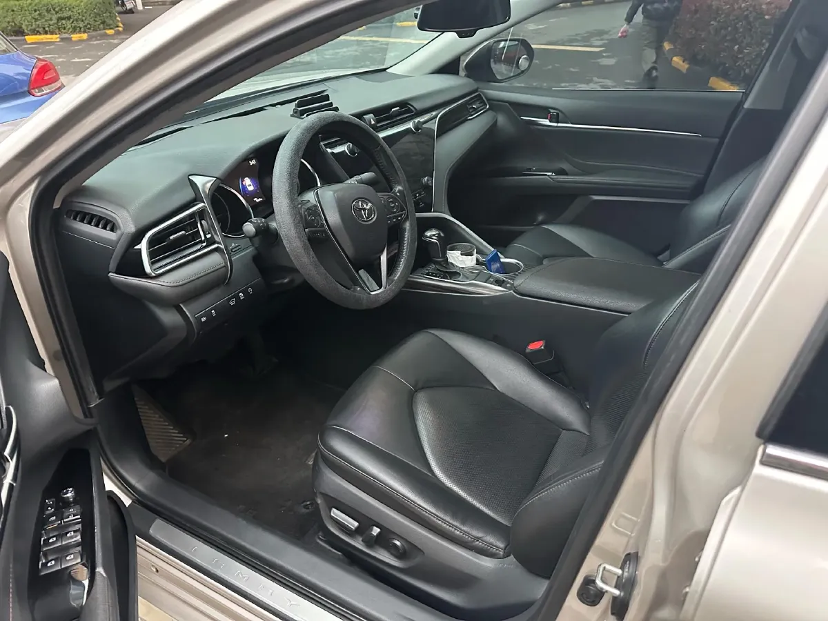 2019 Toyota Camry 2.0L 178HP L4 CVT,autocango,china used car exporter,china ev exporter,chinese used car exporter,chinese used ev exporter