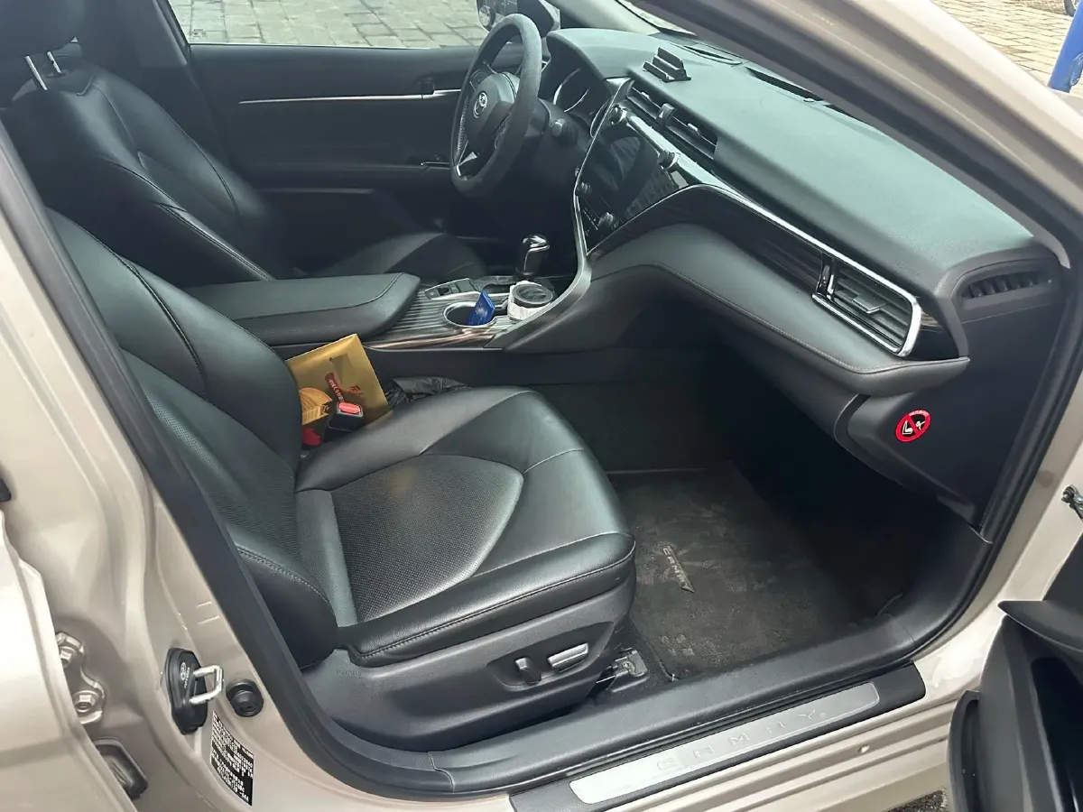 2019 Toyota Camry 2.0L 178HP L4 CVT,autocango,china used car exporter,china ev exporter,chinese used car exporter,chinese used ev exporter