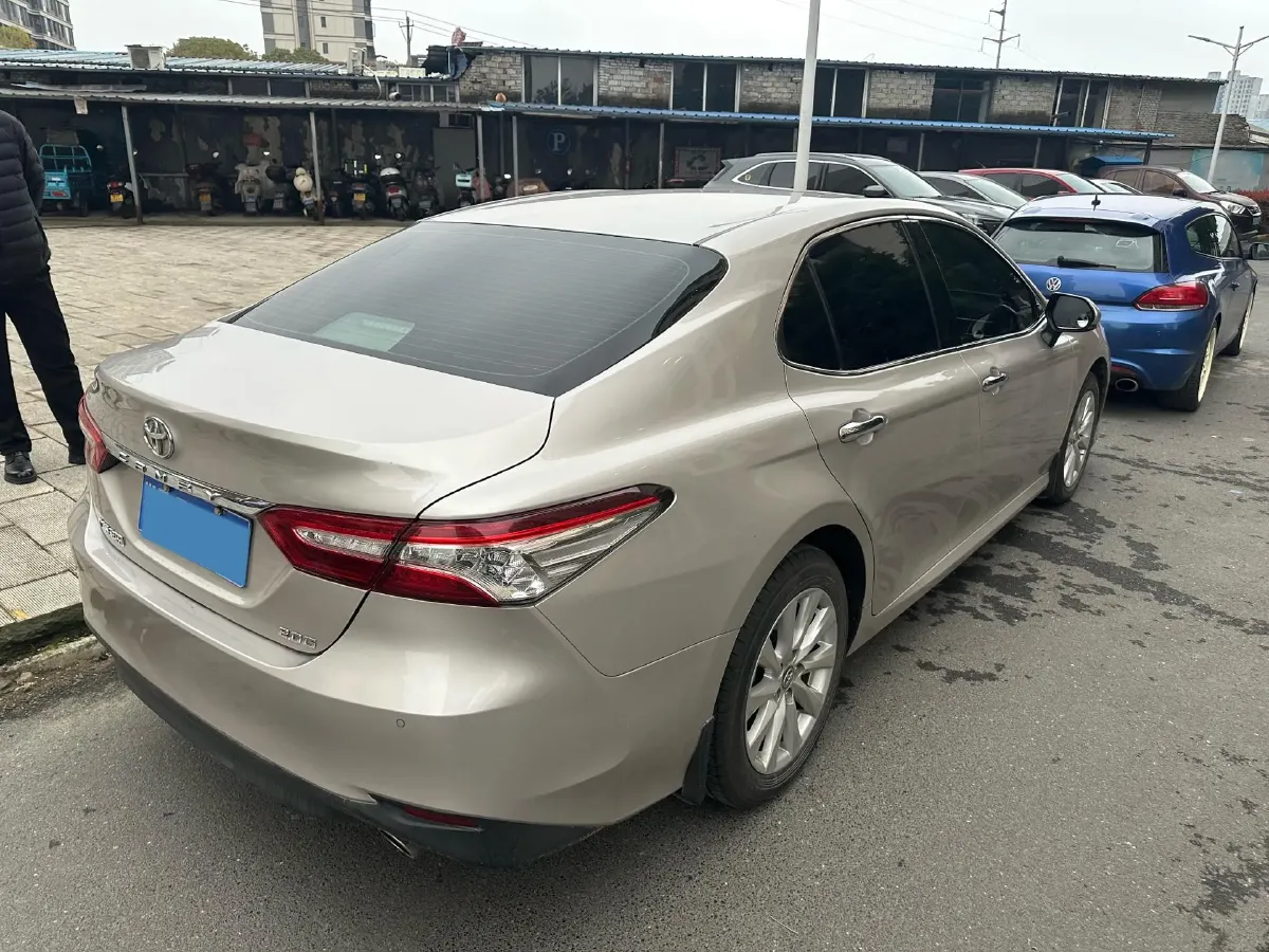 2019 Toyota Camry 2.0L 178HP L4 CVT,autocango,china used car exporter,china ev exporter,chinese used car exporter,chinese used ev exporter