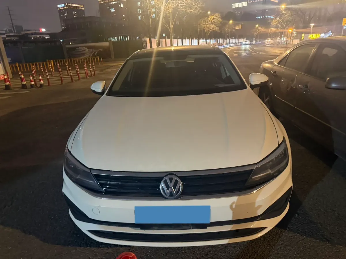 2019 Volkswagen T-Cross 1.4T 150HP L4 7DCT,autocango,china used car exporter,china ev exporter,chinese used car exporter,chinese used ev exporter