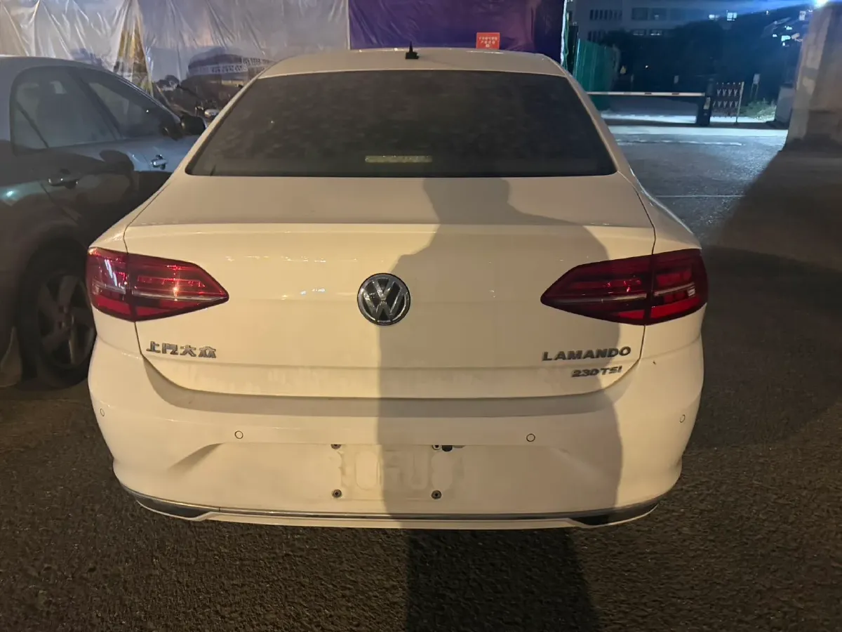 2019 Volkswagen T-Cross 1.4T 150HP L4 7DCT,autocango,china used car exporter,china ev exporter,chinese used car exporter,chinese used ev exporter