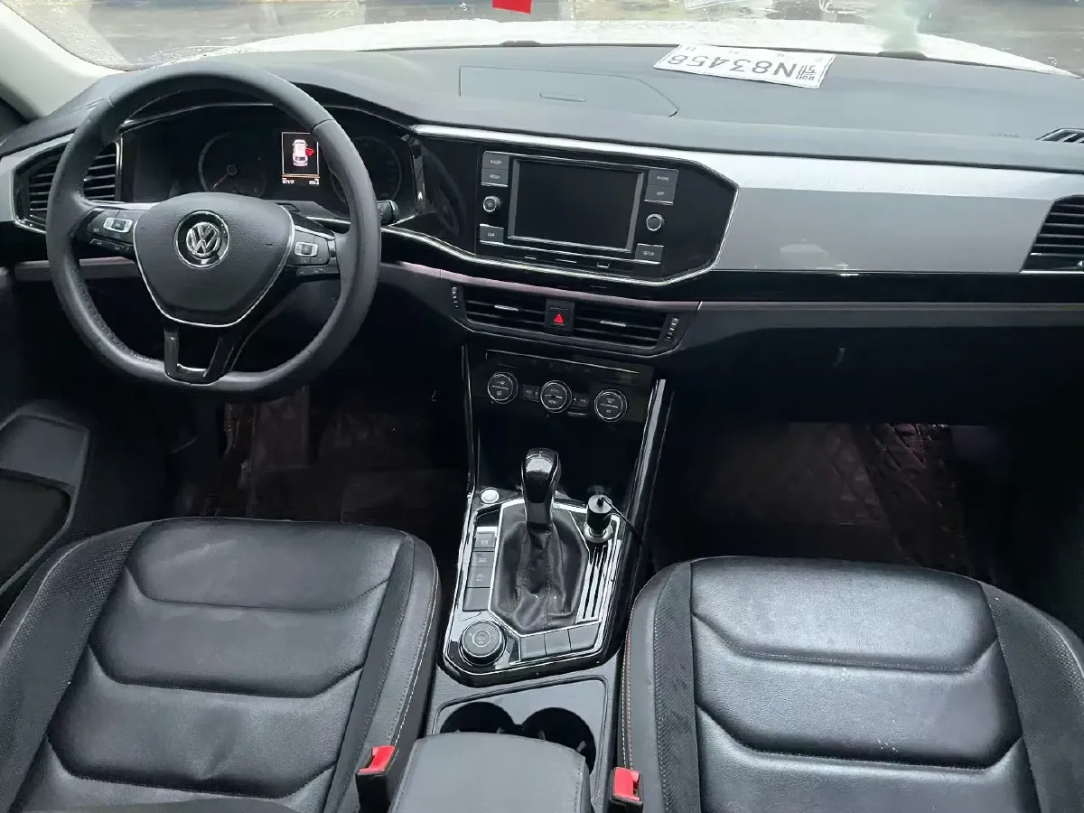 2019 MINI CLUBMAN 1.5T 102HP L3 6AT,autocango,china used car exporter,china ev exporter,chinese used car exporter,chinese used ev exporter