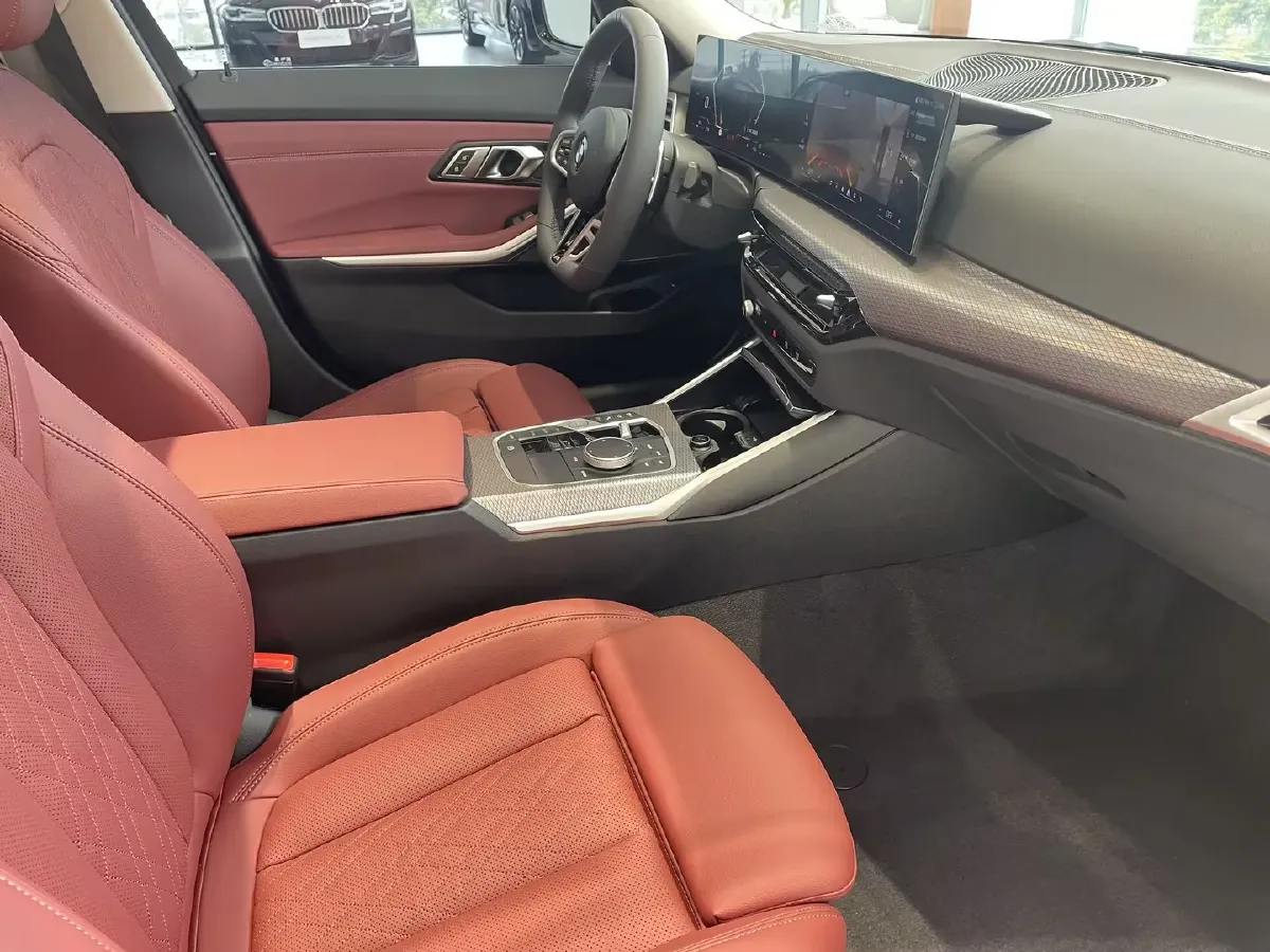 2025 BMW 3 Series 2.0T 245HP L4 8AT,autocango,china used car exporter,china ev exporter,chinese used car exporter,chinese used ev exporter