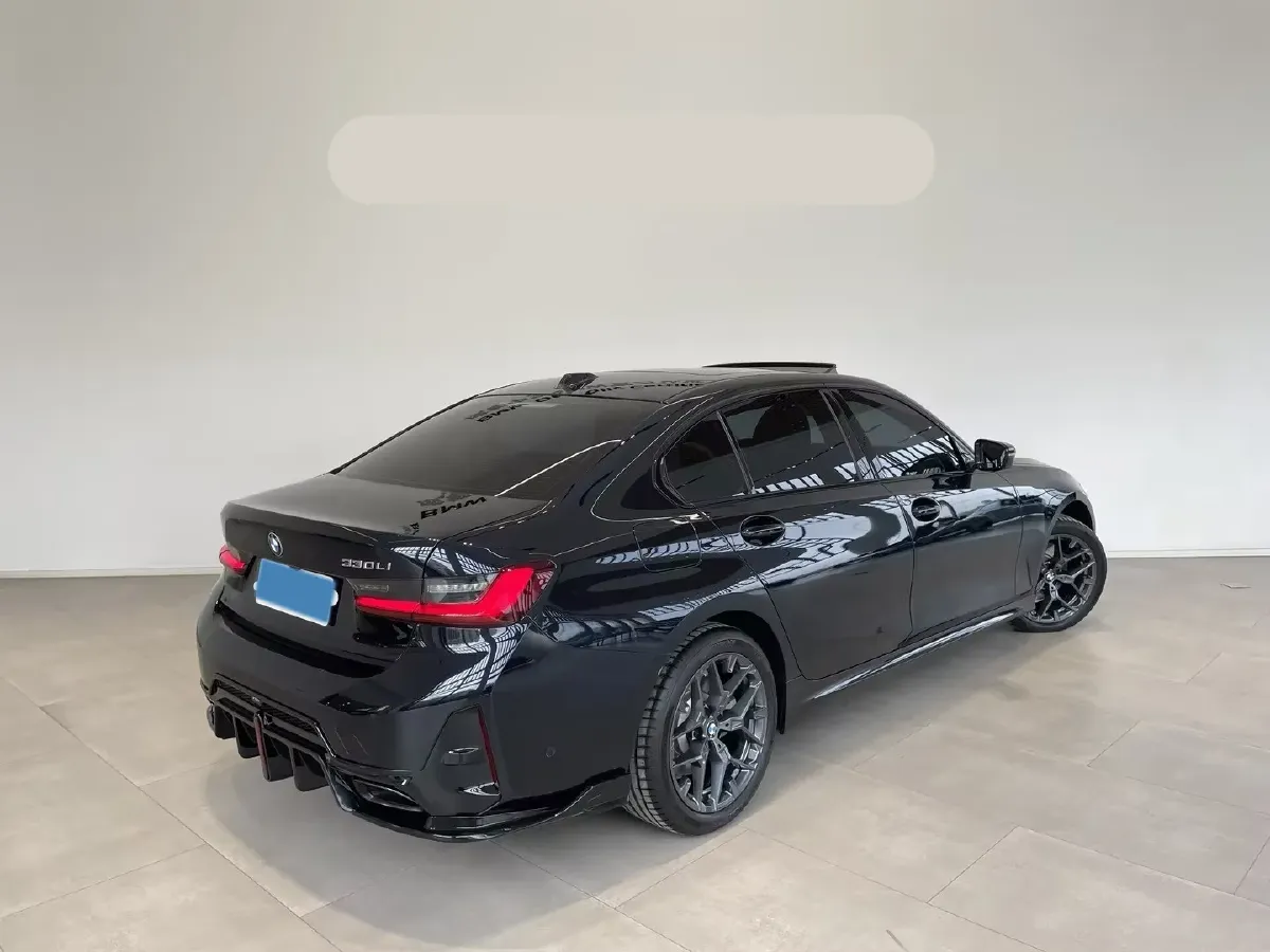 2025 BMW 3 Series 2.0T 245HP L4 8AT,autocango,china used car exporter,china ev exporter,chinese used car exporter,chinese used ev exporter