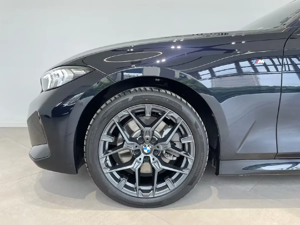 2025 BMW 3 Series 2.0T 245HP L4 8AT,autocango,china used car exporter,china ev exporter,chinese used car exporter,chinese used ev exporter