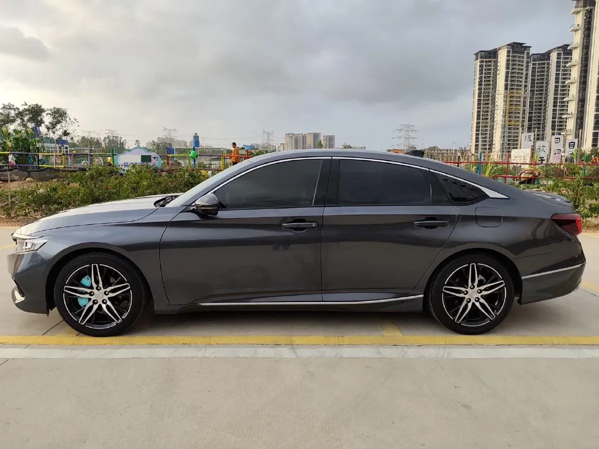 2022 Honda Accord 1.5T 194HP L4 CVT,autocango,china used car exporter,china ev exporter,chinese used car exporter,chinese used ev exporter