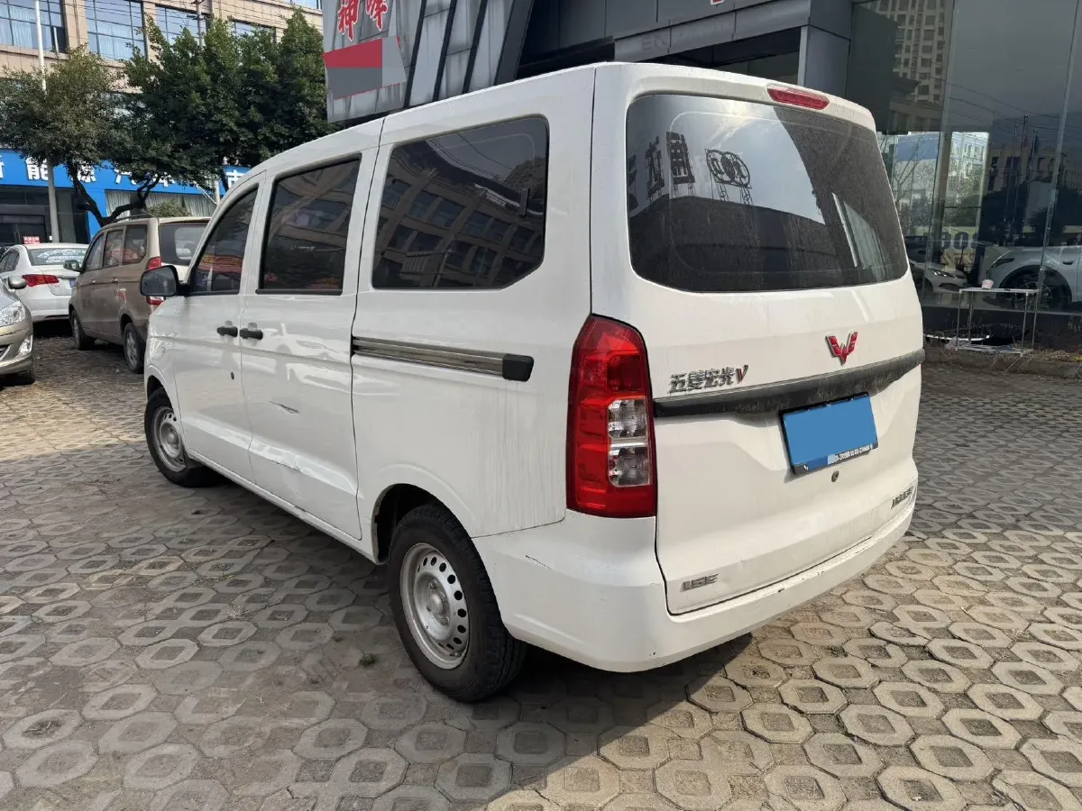 2019 WuLing HongGuang V 1.5L 99HP L4 6MT,autocango,china used car exporter,china ev exporter,chinese used car exporter,chinese used ev exporter
