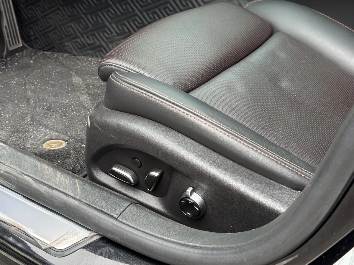 2022 Cadillac CT5 2.0T 237HP L4 10AT,autocango,china used car exporter,china ev exporter,chinese used car exporter,chinese used ev exporter